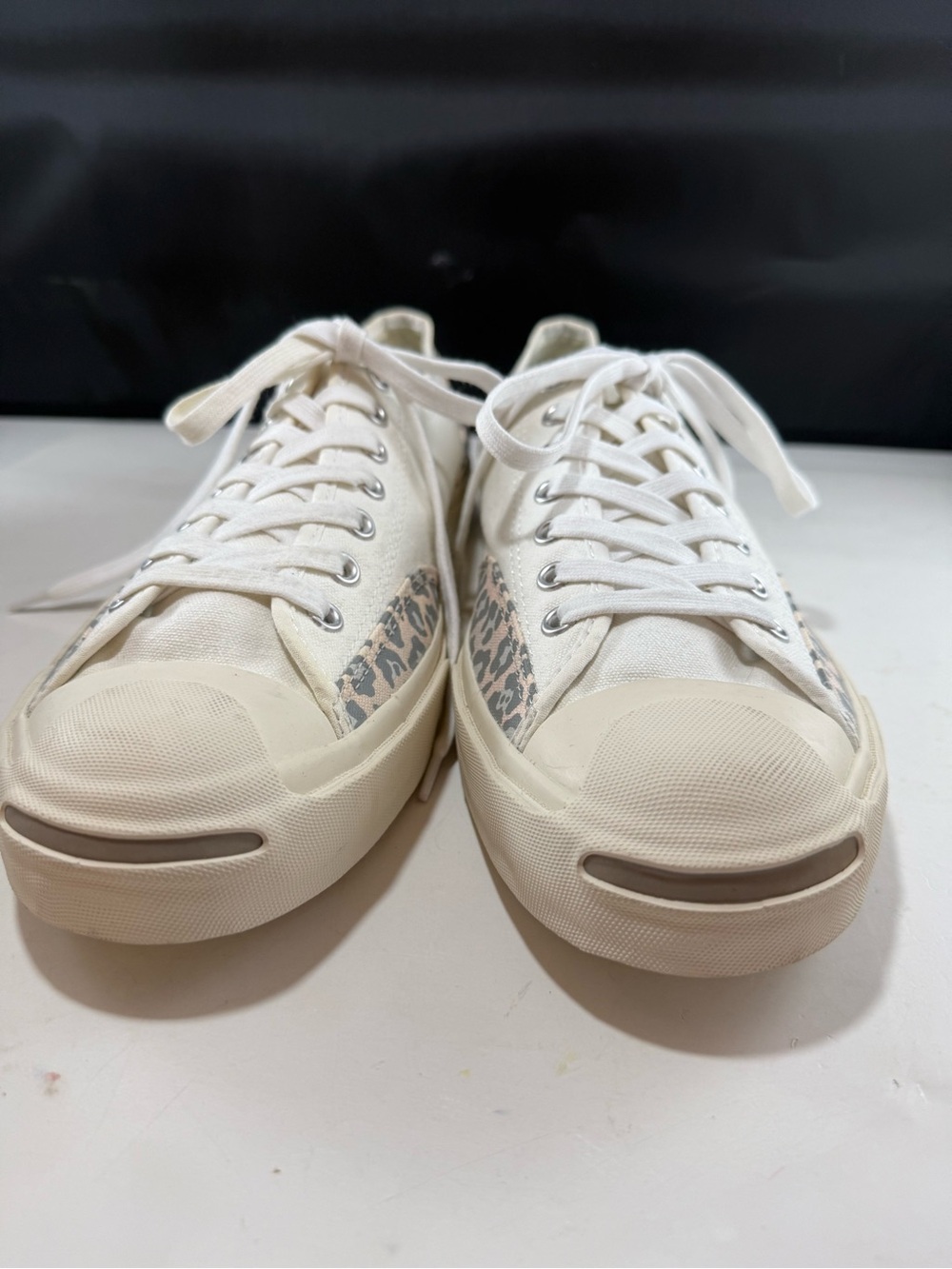 Size Men 10 Women 11.5 Converse White Low-Top Leopard Accent Jack Purcell Shoes - Picture 4 of 13